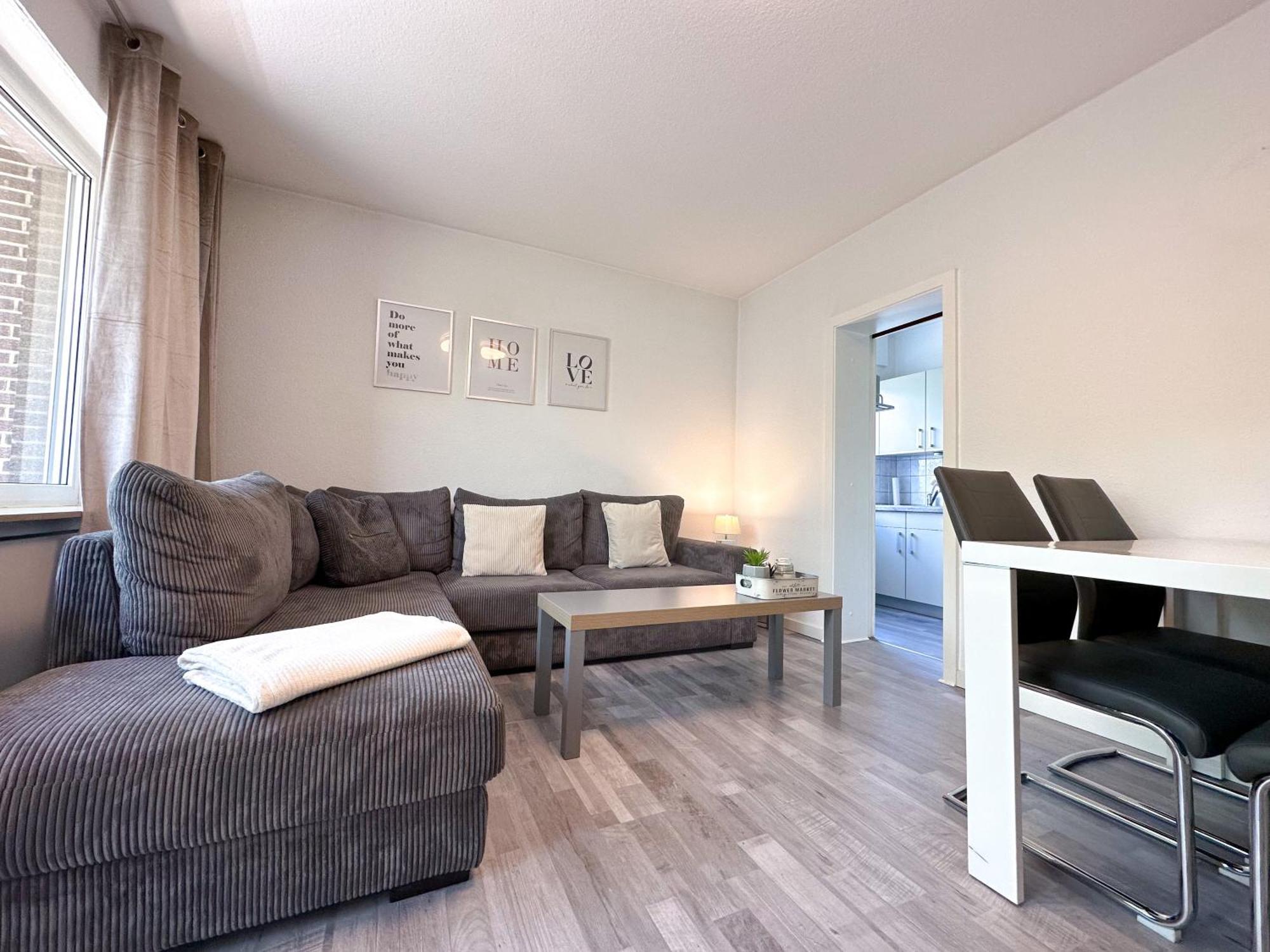 באד אויינהאוזן Stilvolles, Frisch Renoviertes 2Zi Apartment Mit Kueche Und Balkon In Kliniknaehe מראה חיצוני תמונה