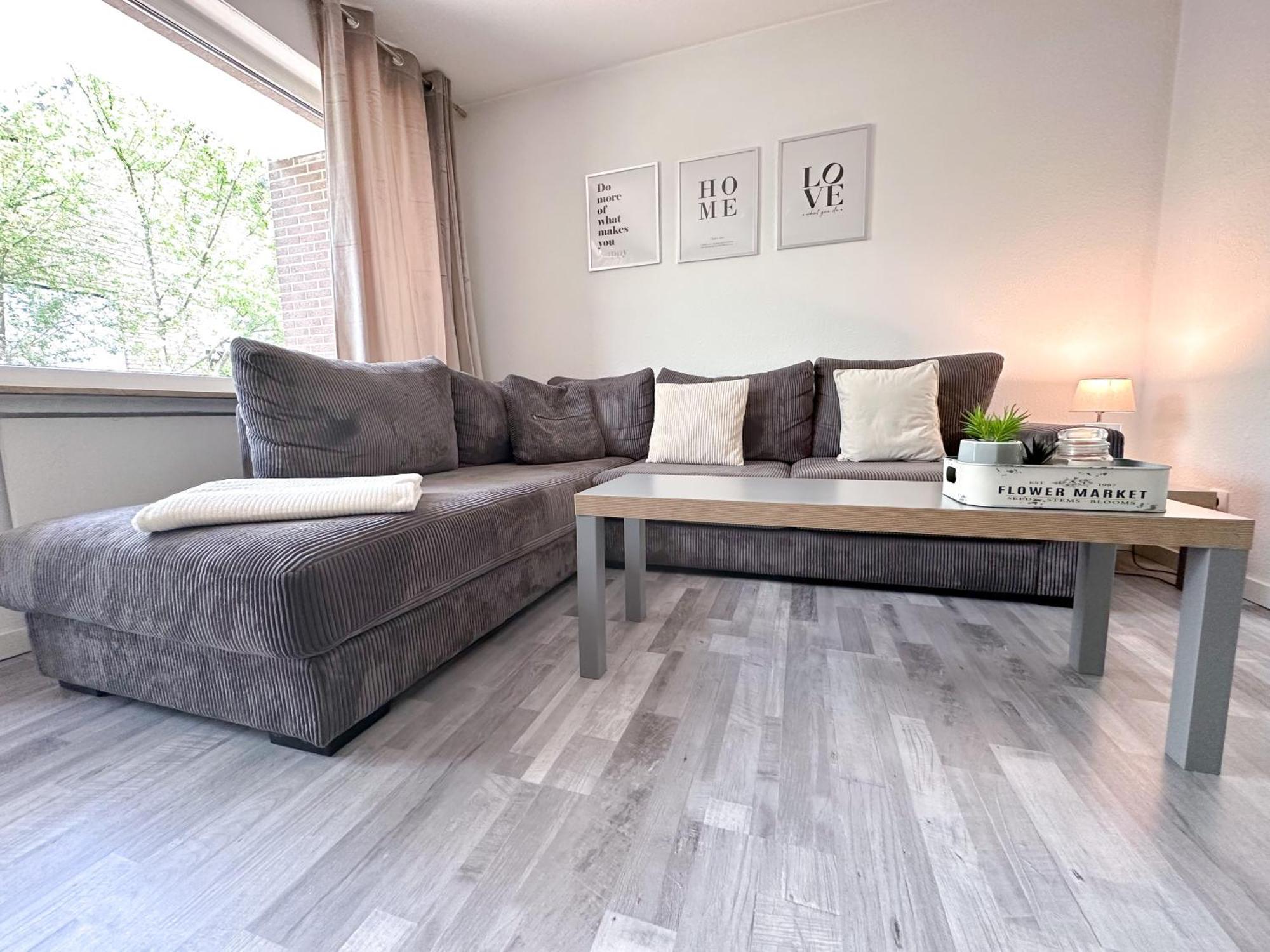 באד אויינהאוזן Stilvolles, Frisch Renoviertes 2Zi Apartment Mit Kueche Und Balkon In Kliniknaehe מראה חיצוני תמונה